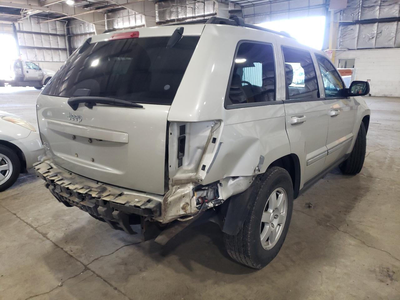 Photo 4 from auction – 2010 JEEP GRAND CHER with VIN 1J4PR4GK5AC141739