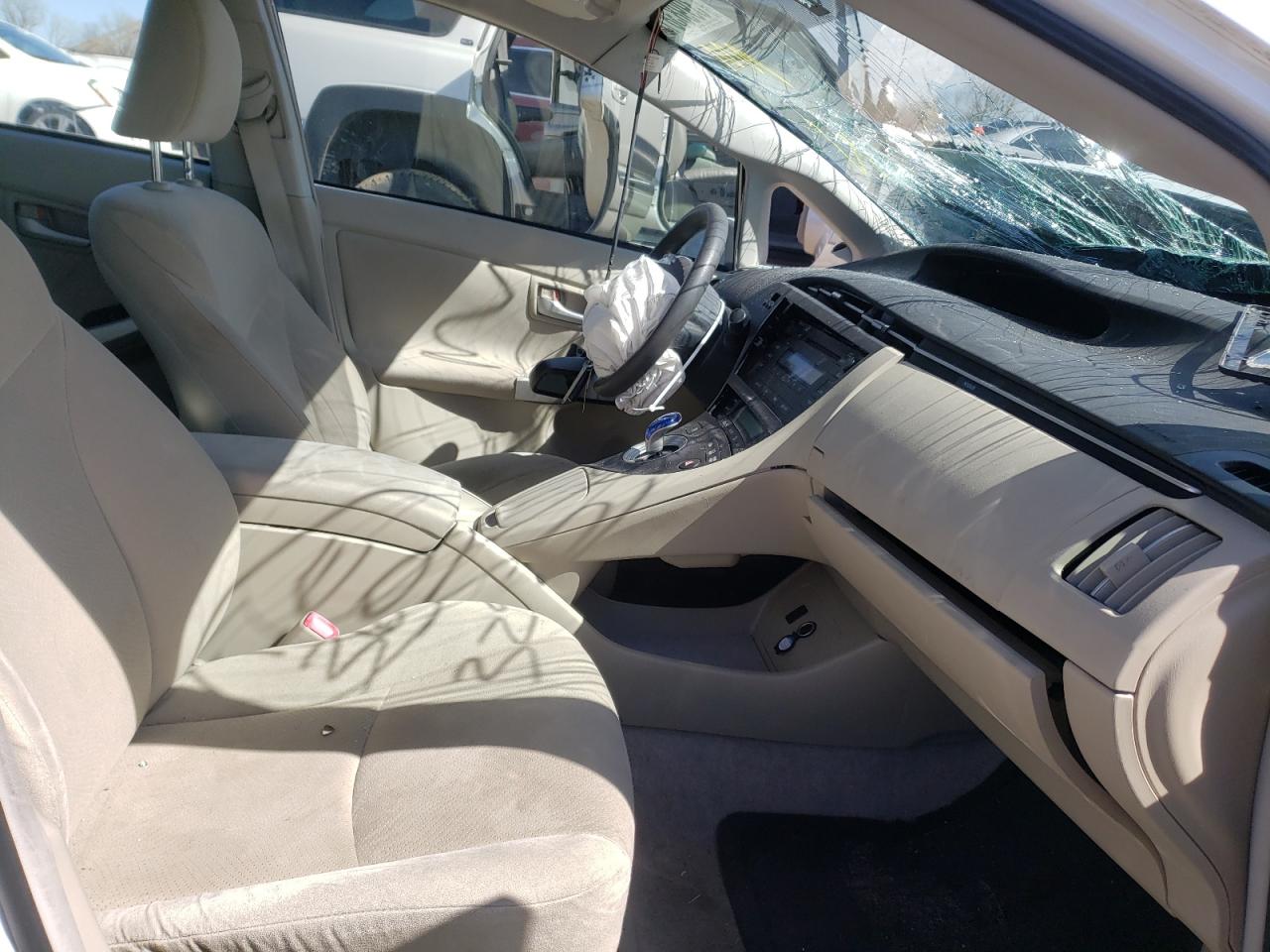 Photo 5 from auction – 2011 TOYOTA PRIUS with VIN JTDKN3DU8B0329217
