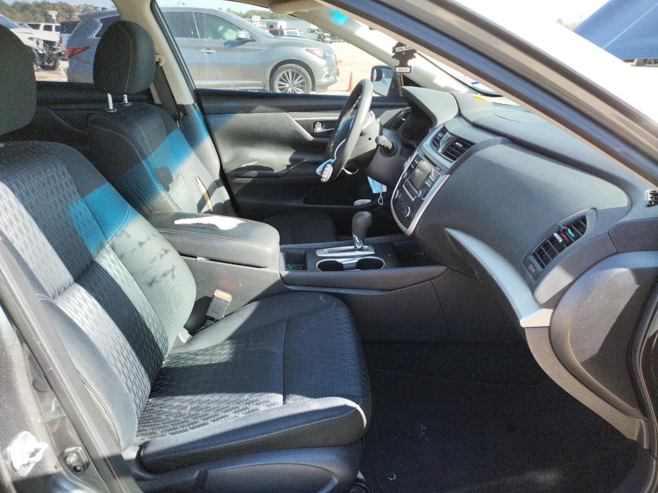 Photo 5 from auction – 2016 NISSAN ALTIMA 2.5 with VIN 1N4AL3AP9GN350576