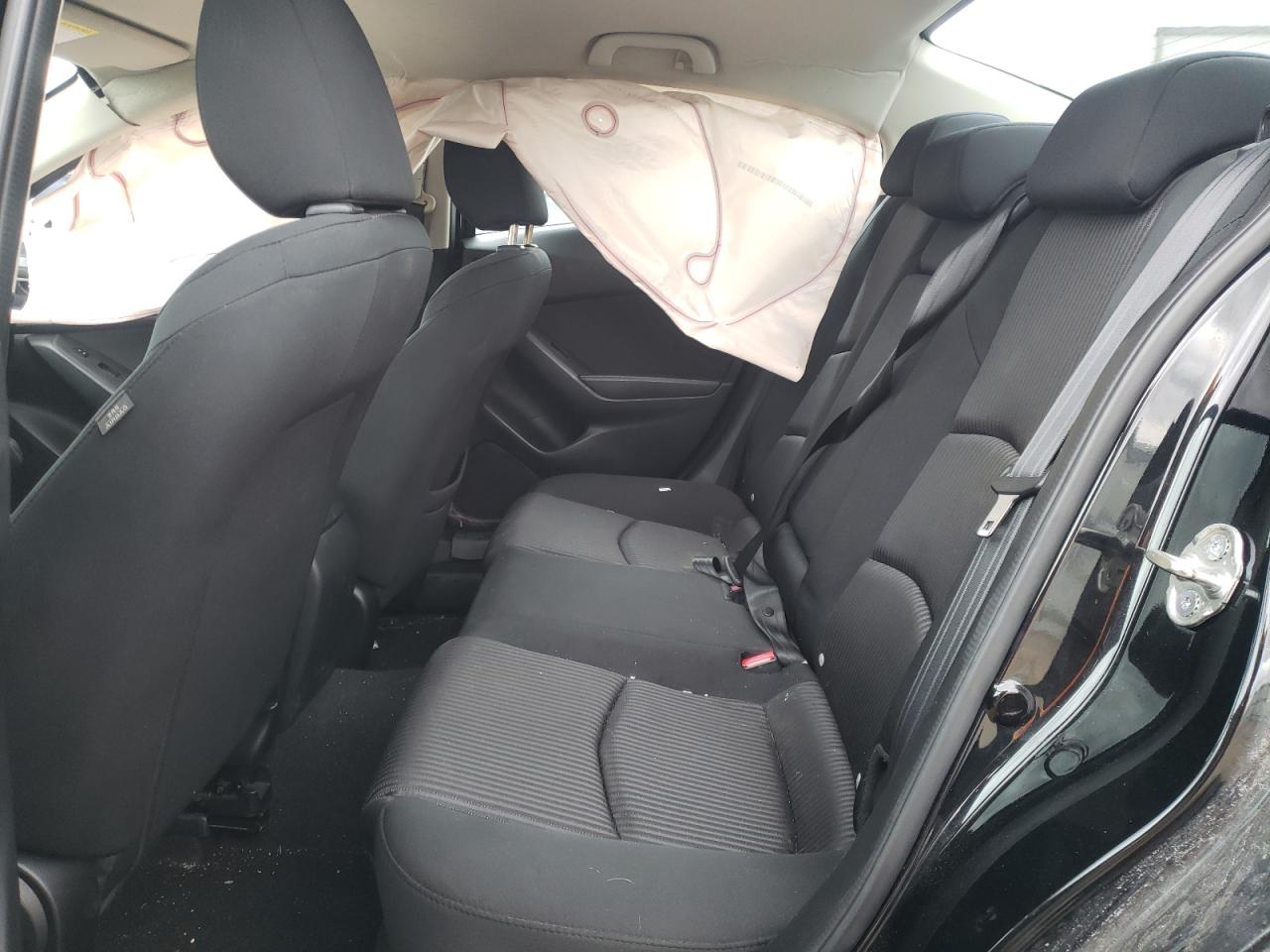 Photo 6 from auction – 2016 MAZDA 3 SPORT with VIN JM1BM1U74G1334093