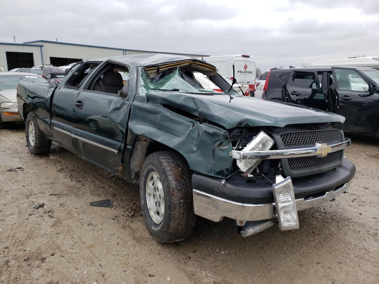 CHEVROLET SILVERADO 2004 with VIN 2GCEC19T641272630 - Photo from auction