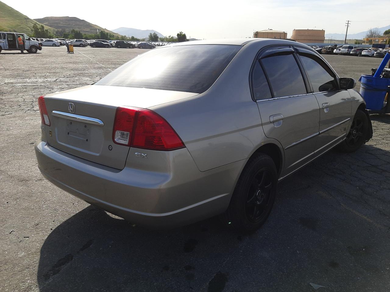 Photo 4 from auction – 2003 HONDA CIVIC EX with VIN 2HGES26703H510575