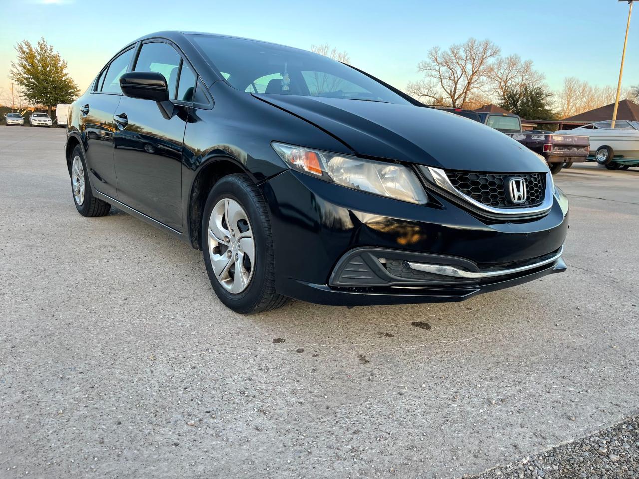 HONDA CIVIC LX 2014 with VIN 19XFB2F54EE063023 - Photo from auction