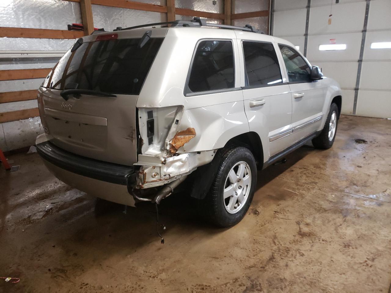Photo 4 from auction – 2010 JEEP GRAND CHER with VIN 1J4PR4GK0AC118420