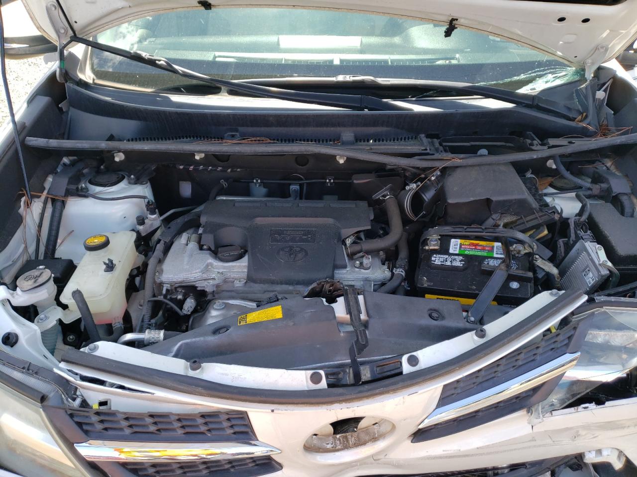 Photo 7 from auction – 2014 TOYOTA RAV4 LIMIT with VIN 2T3YFREV1EW129863