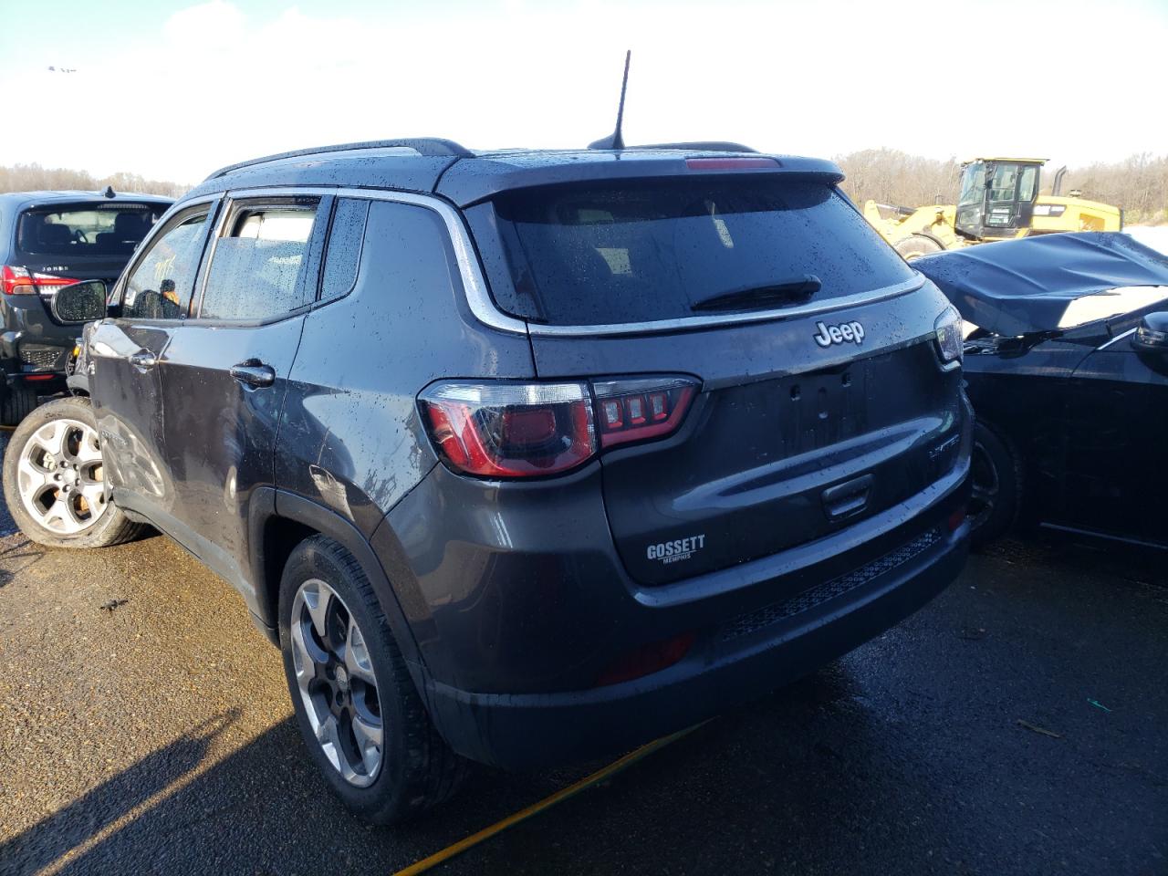 Photo 3 from auction – 2019 JEEP COMPASS LI with VIN 3C4NJCCB4KT662705