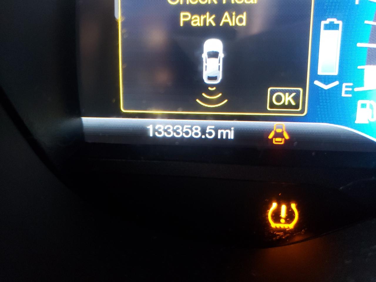 Photo 8 from auction – 2013 FORD C-MAX SEL with VIN 1FADP5BU3DL520312