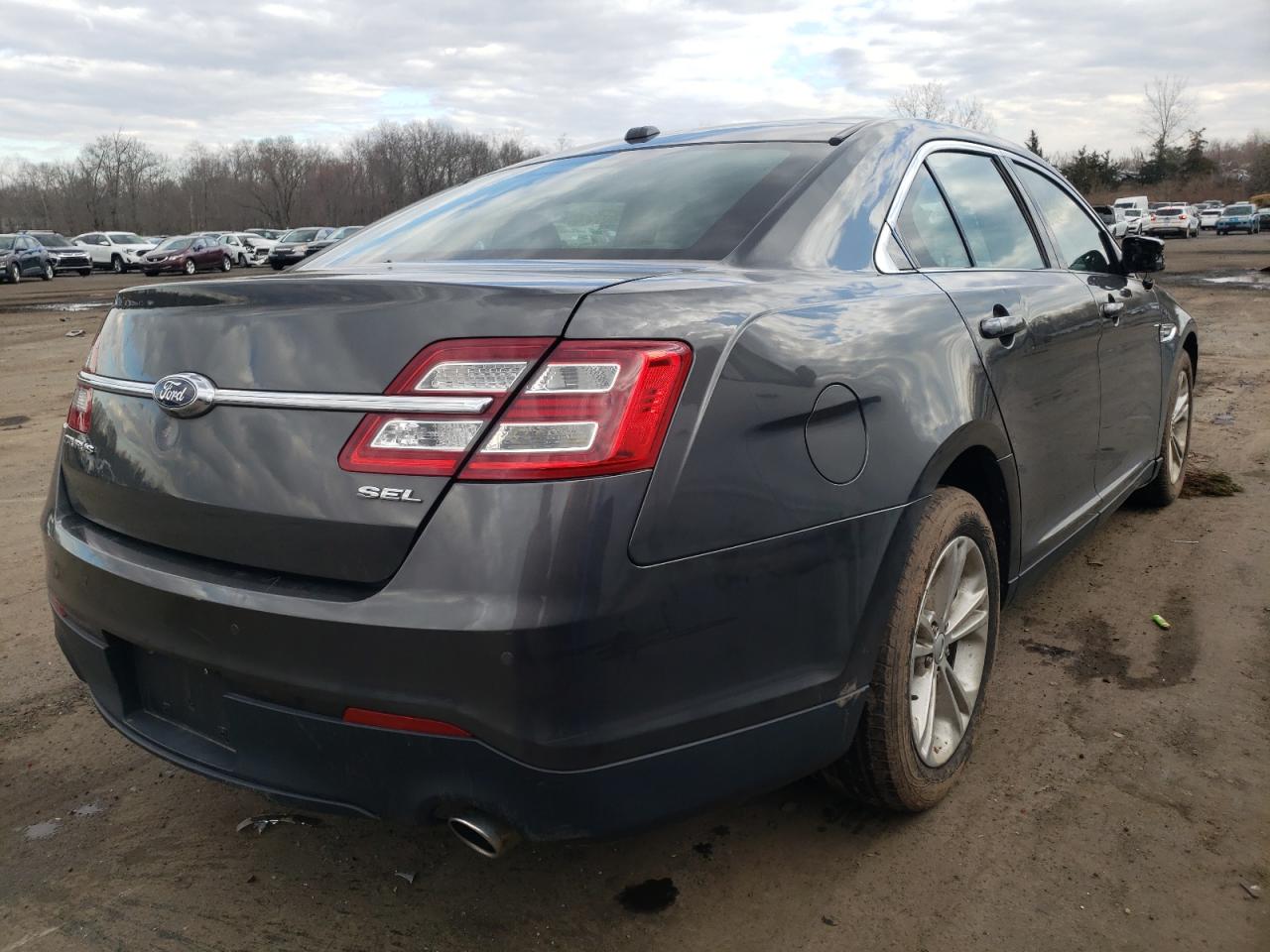 Photo 4 from auction – 2017 FORD TAURUS SEL with VIN 1FAHP2E88HG113681