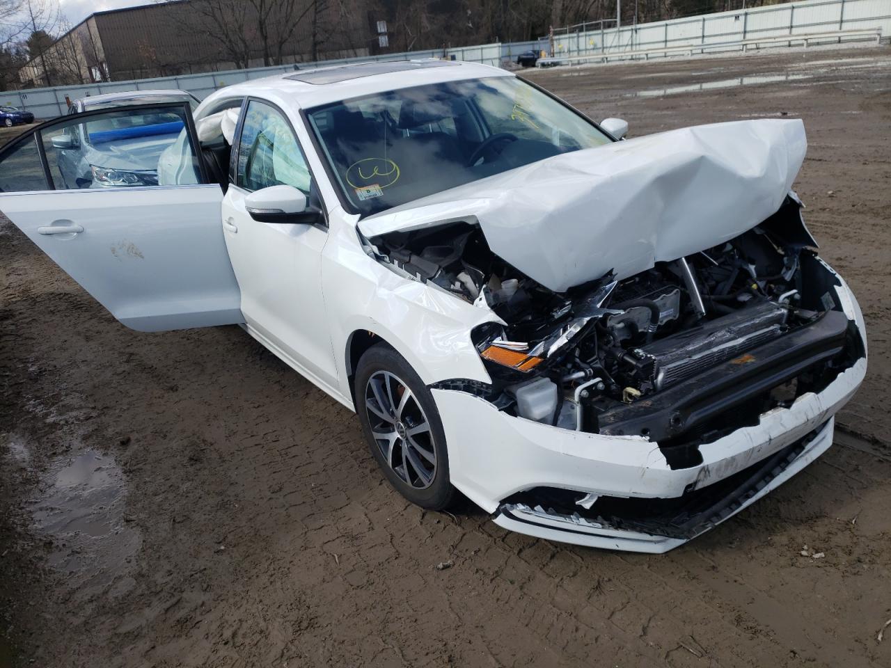 Photo 9 from auction – 2017 VOLKSWAGEN JETTA SE with VIN 3VWDB7AJ6HM392001