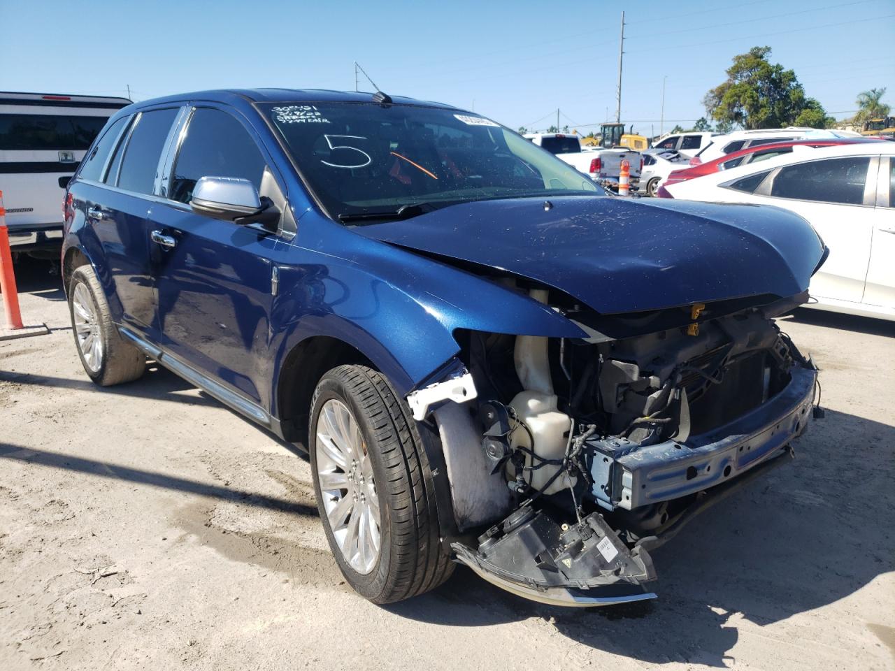 LINCOLN MKX 2012 with VIN 2LMDJ6JKXCBL14291 - Photo from auction