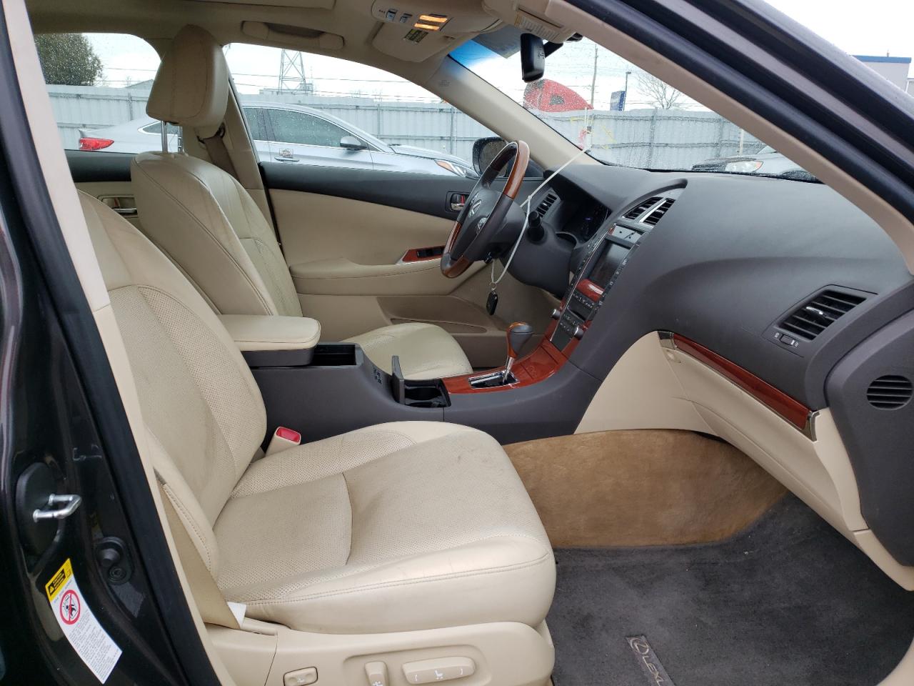 Photo 5 from auction – 2010 LEXUS ES 350 with VIN JTHBK1EG1A2369534