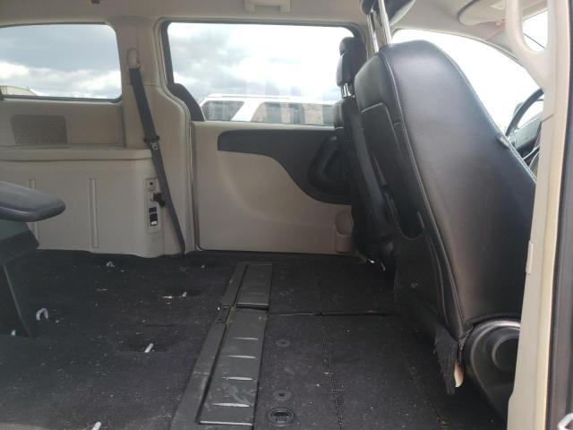 Photo 6 from auction – 2013 CHRYSLER TOWN & COU with VIN 2C4RC1BG0DR689760