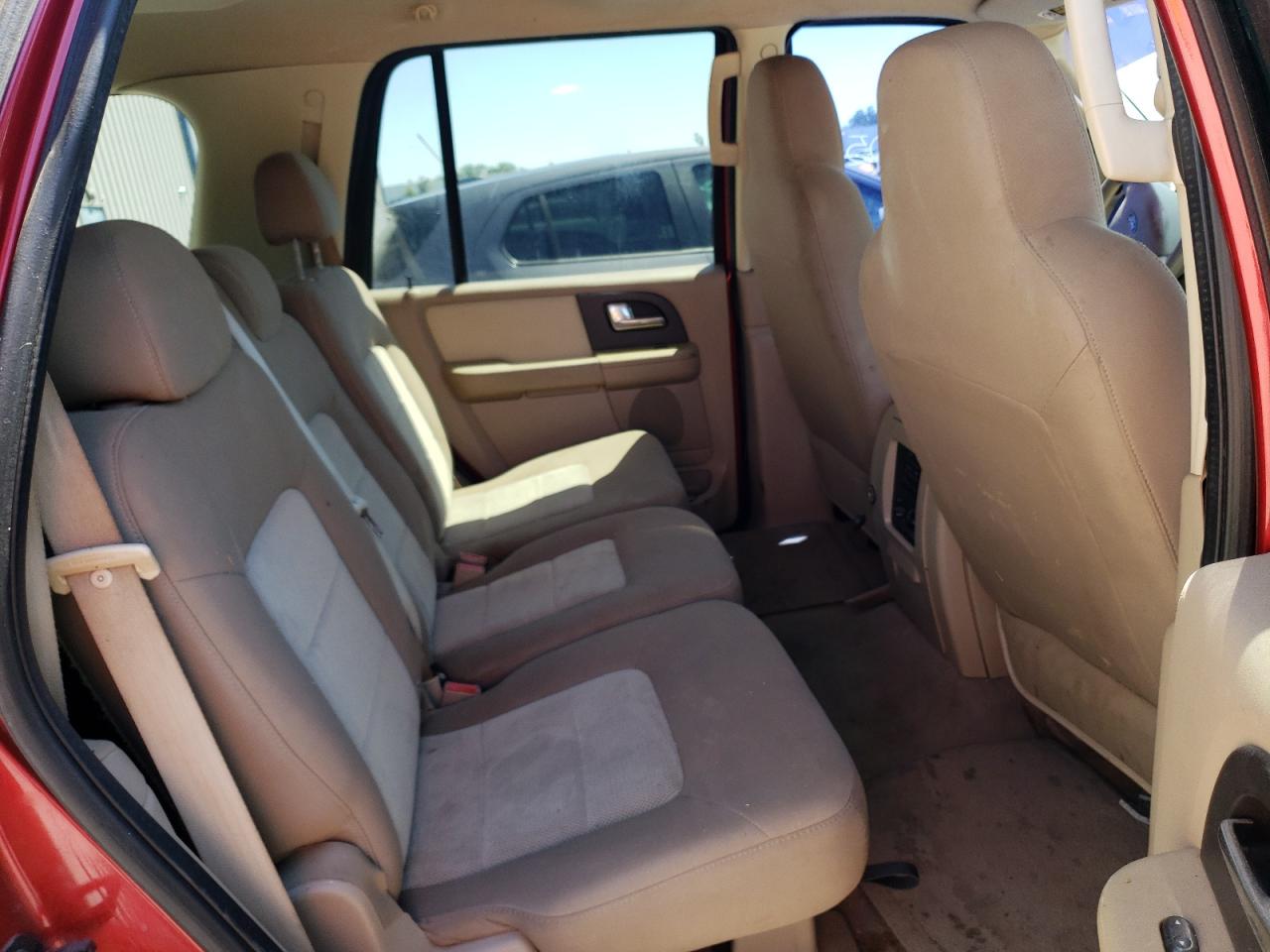 Photo 6 from auction – 2004 FORD EXPEDITION with VIN 1FMRU15W64LB50838