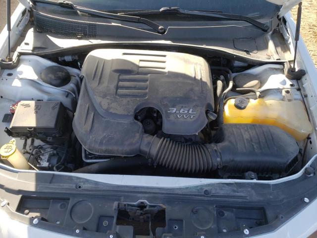 Photo 7 from auction – 2017 CHRYSLER 300 S with VIN 2C3CCAGGXHH588319