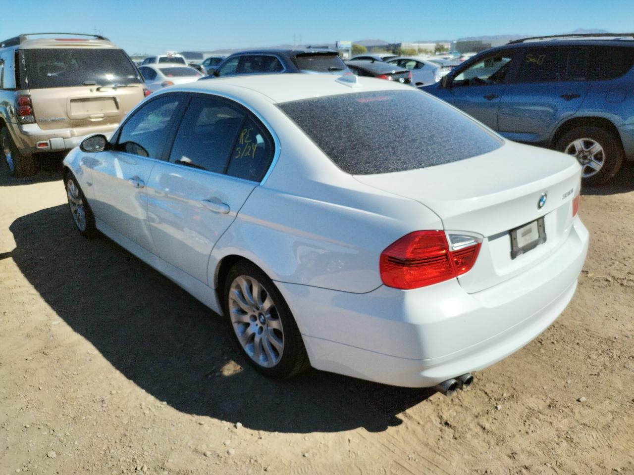 Photo 3 from auction – 2006 BMW 330 I with VIN WBAVB33536PS16897