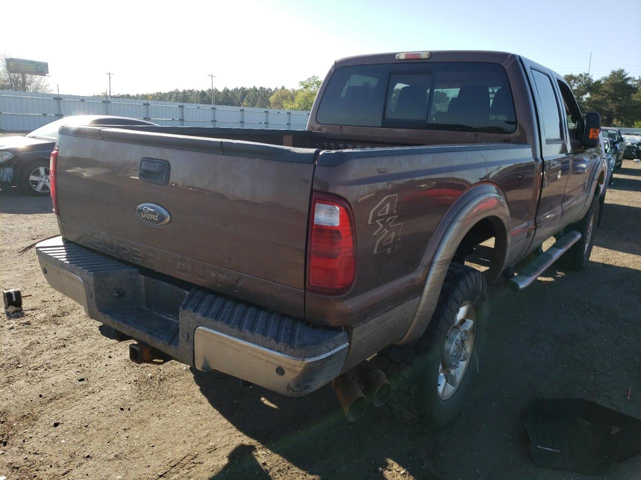Photo 4 from auction – 2011 FORD F250 SUPER with VIN 1FT7W2BT2BEA45656
