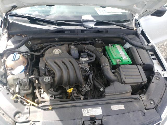 Photo 7 from auction – 2015 VOLKSWAGEN JETTA BASE with VIN 3VW2K7AJ4FM261167