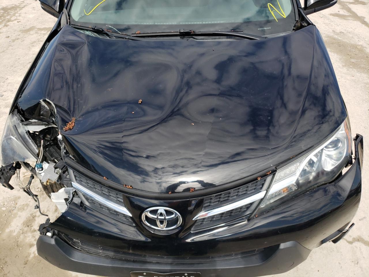Photo 7 from auction – 2015 TOYOTA RAV4 XLE with VIN 2T3RFREV3FW343324