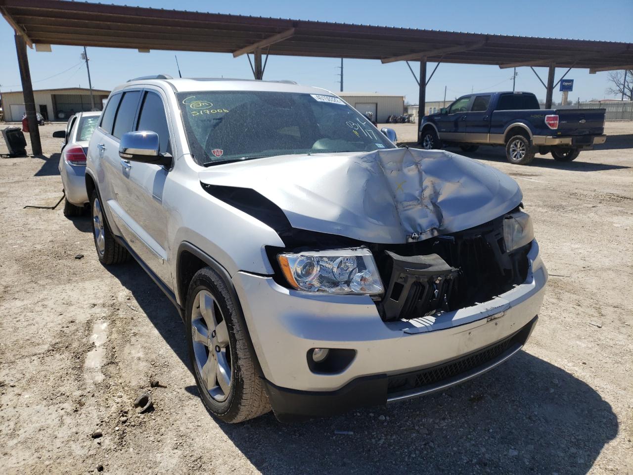 JEEP GRAND CHER 2011 with VIN 1J4RS5GG2BC517006 - Photo from auction