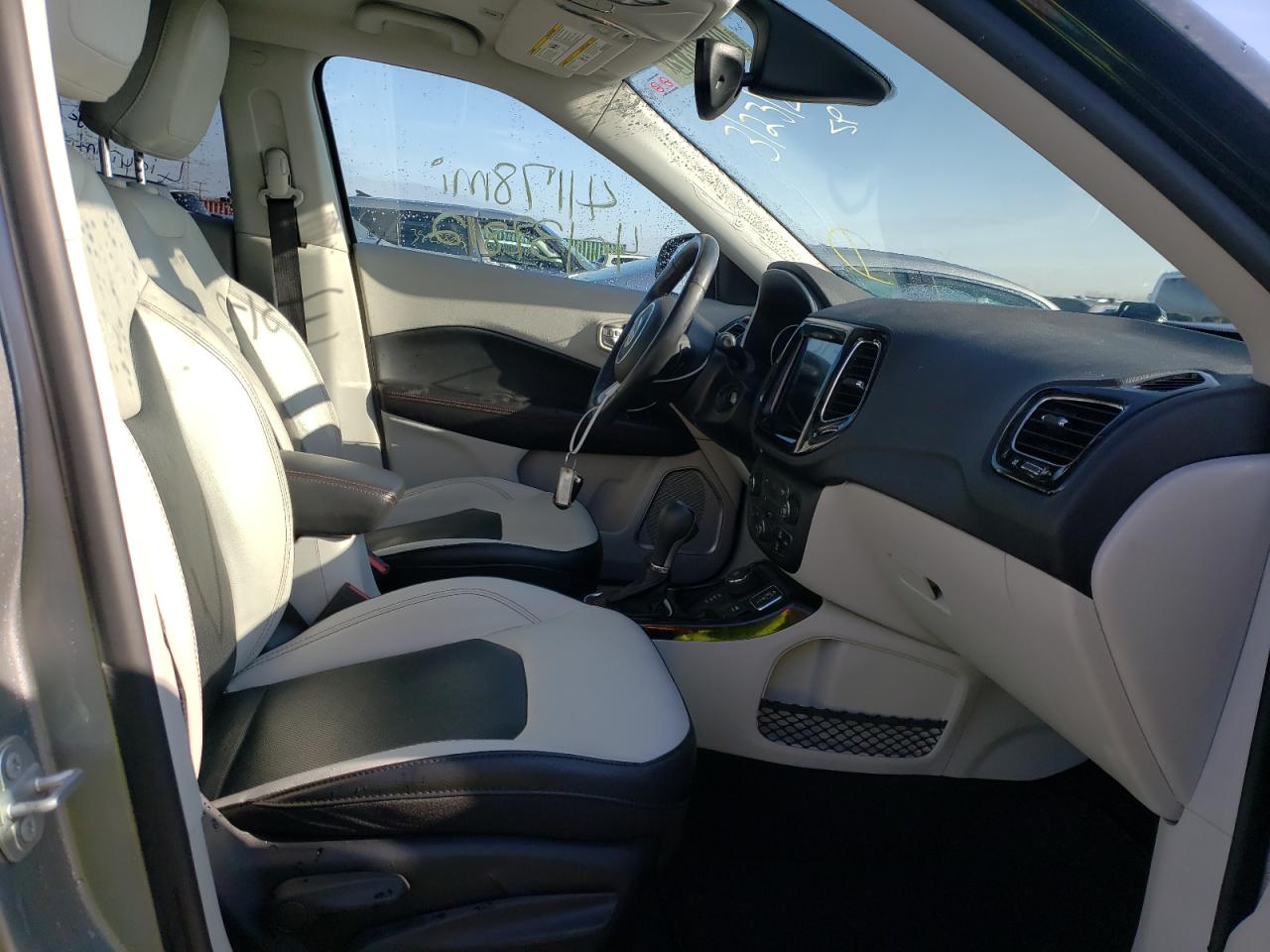Photo 5 from auction – 2018 JEEP COMPASS LI with VIN 3C4NJDCBXJT365474