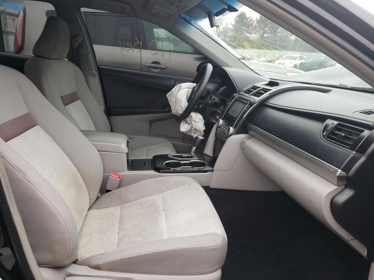 Photo 5 from auction – 2012 TOYOTA CAMRY BASE with VIN 4T1BF1FK5CU025765