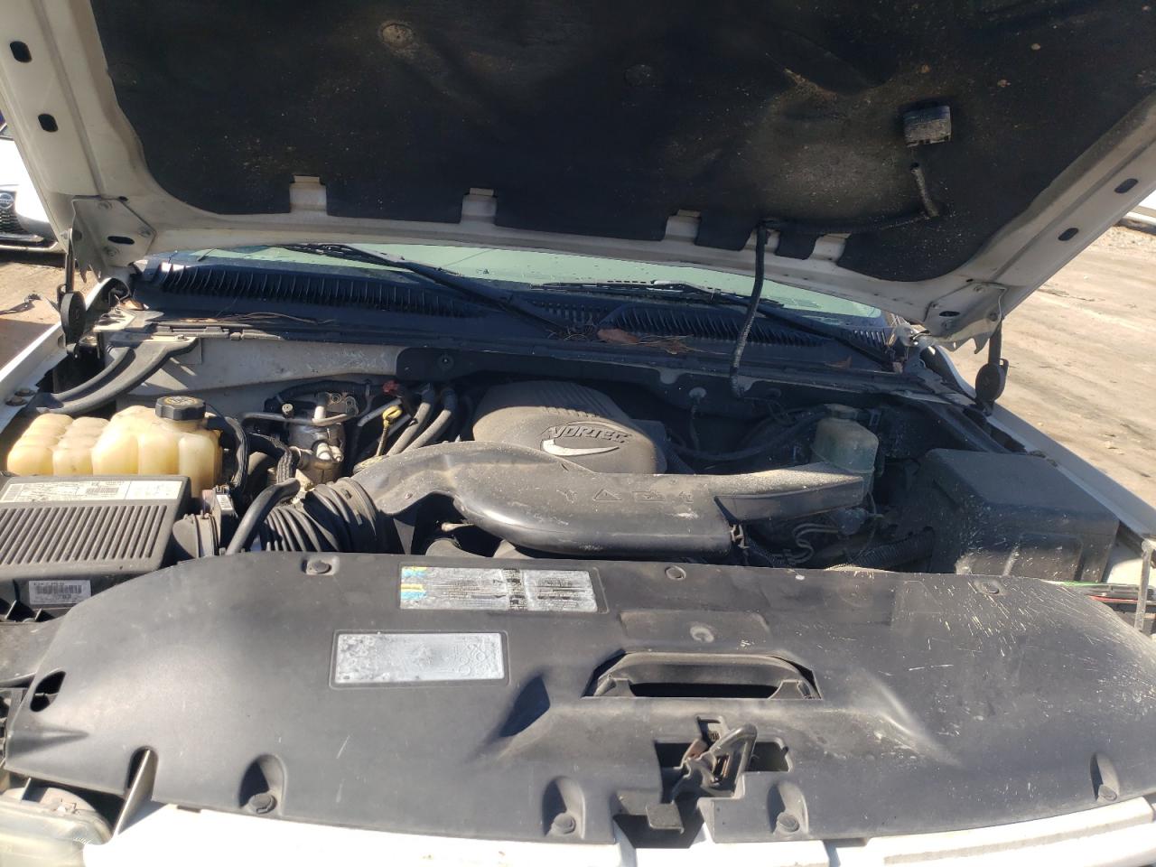 Photo 7 from auction – 2002 CHEVROLET SUBURBAN K with VIN 3GNFK16Z42G334425