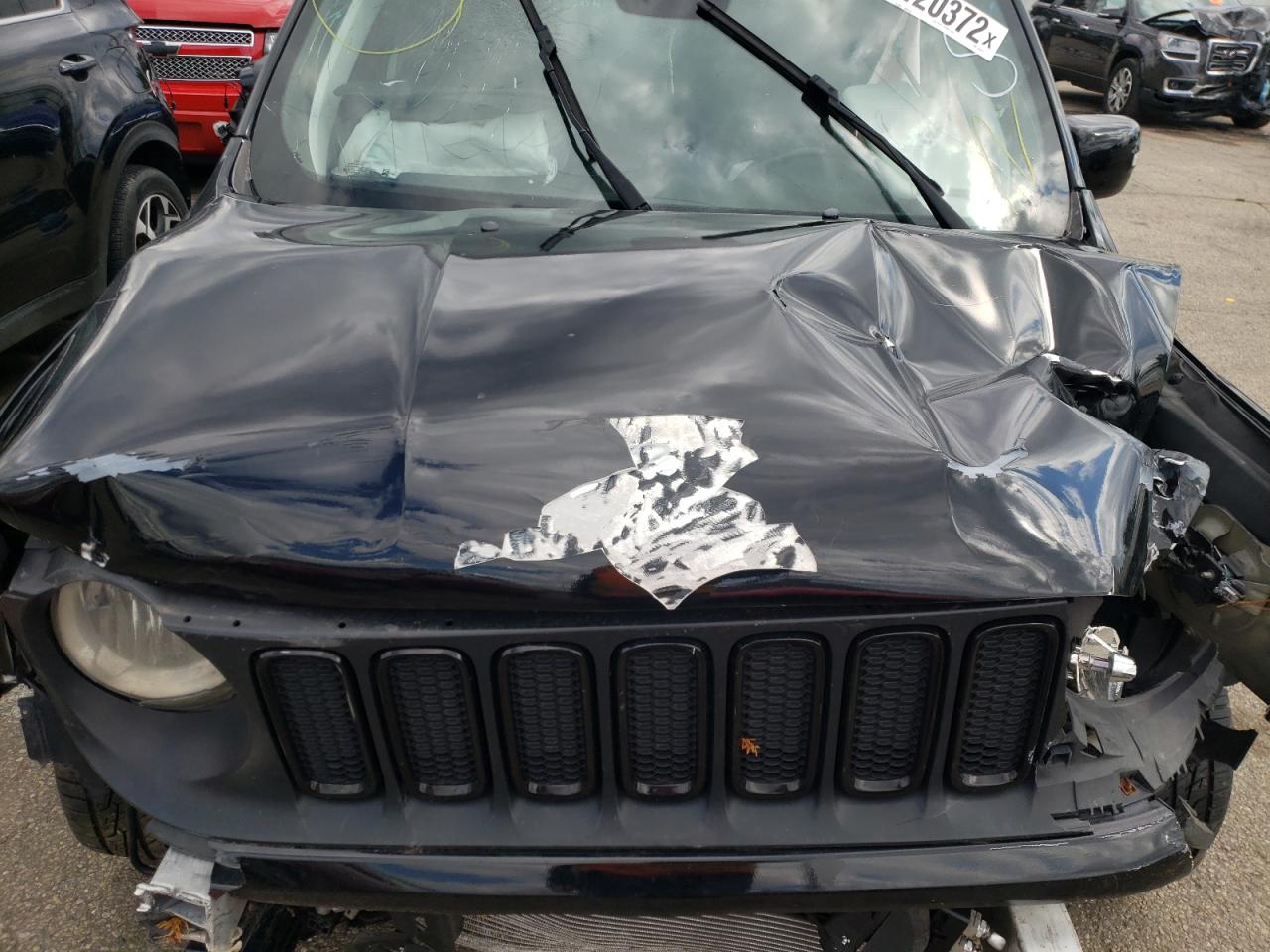 Photo 7 from auction – 2018 JEEP RENEGADE L with VIN ZACCJABB0JPH40397