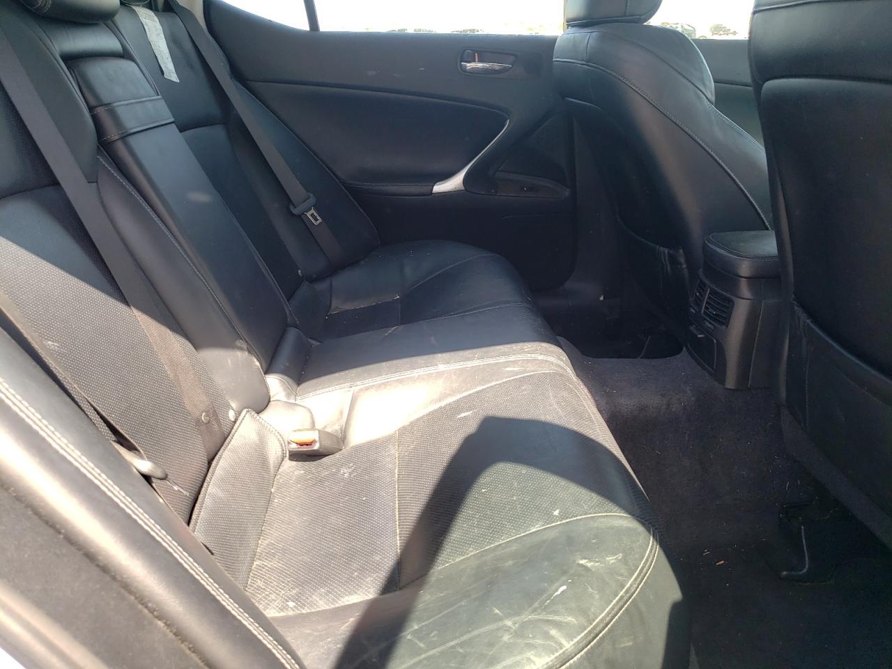 Photo 6 from auction – 2010 LEXUS IS 250 with VIN JTHBF5C29A5113935
