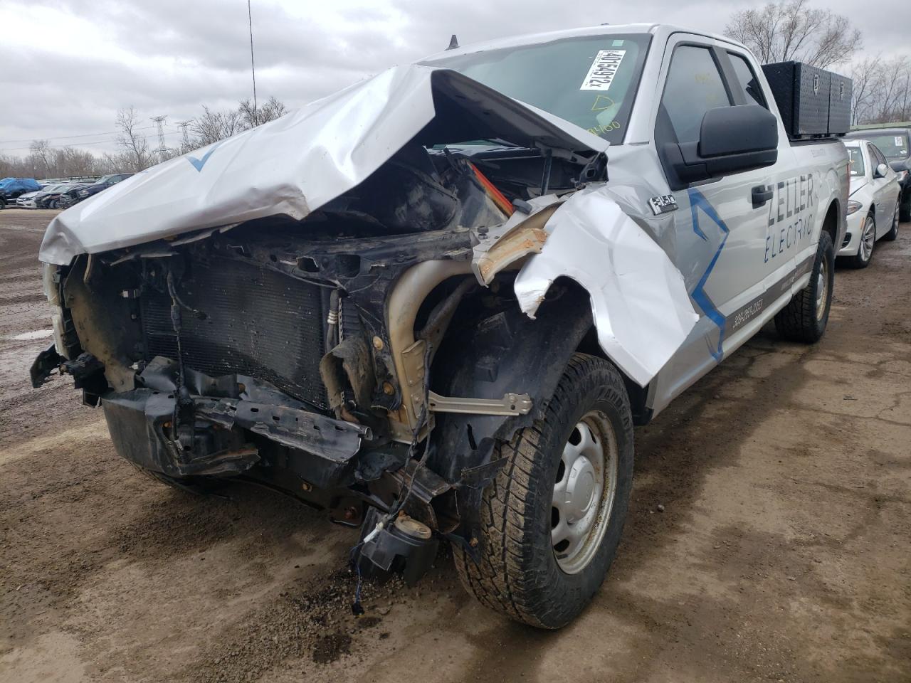 Photo 2 from auction – 2015 FORD F150 SUPER with VIN 1FTFX1EF5FKD99400