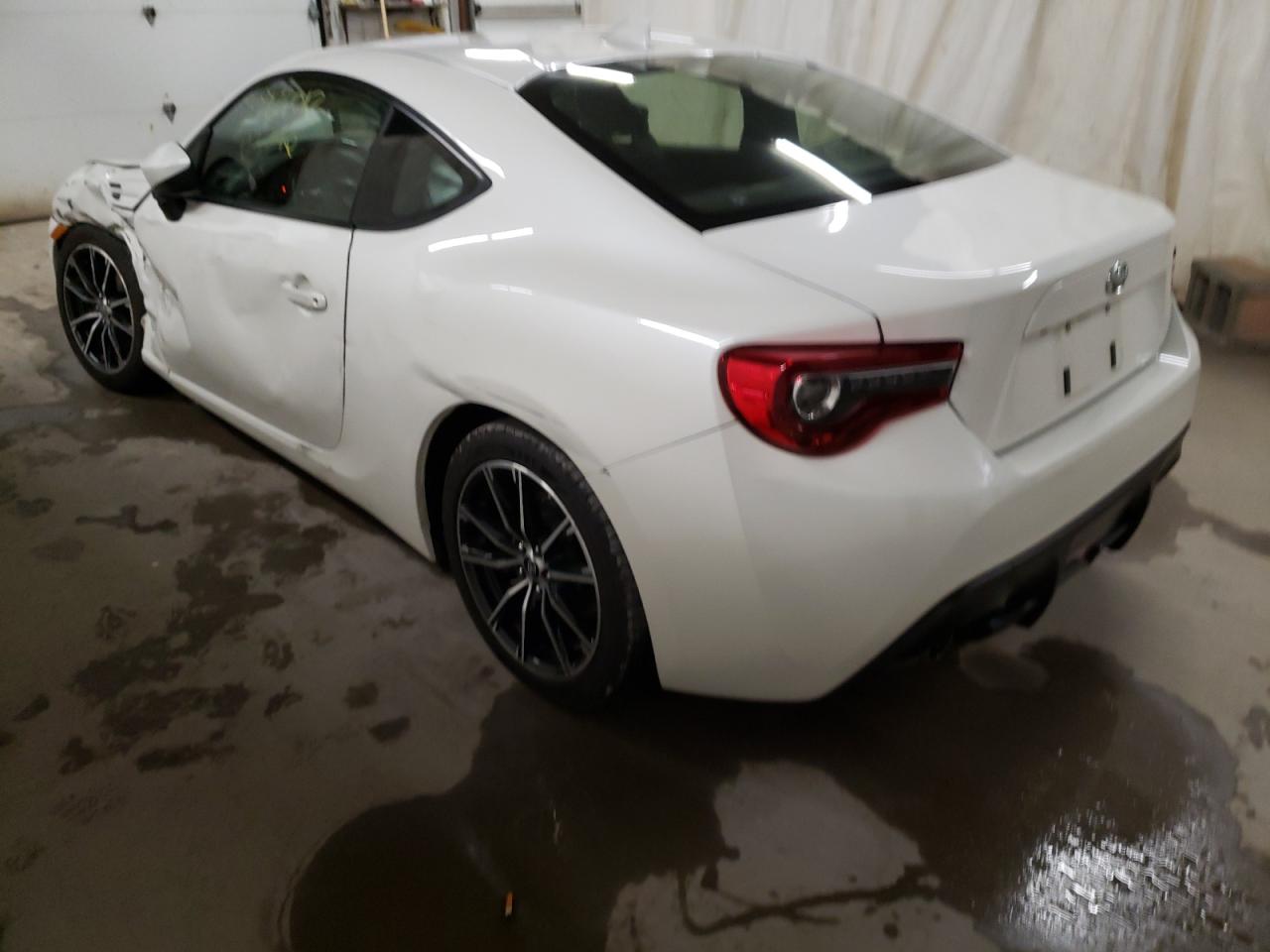 Photo 3 from auction – 2017 TOYOTA 86 BASE with VIN JF1ZNAA18H9701887