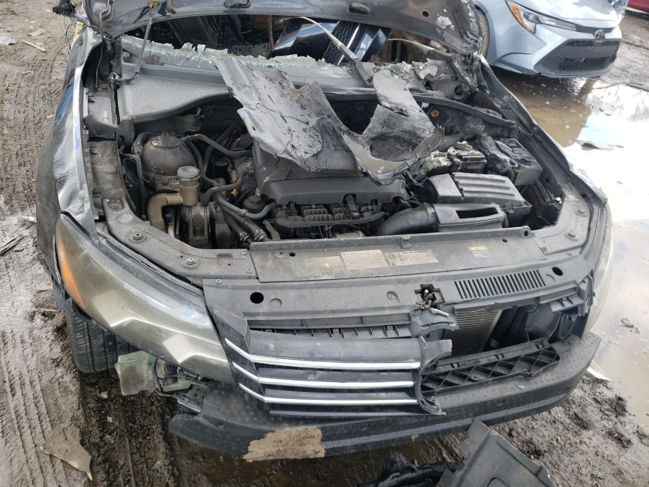 Photo 7 from auction – 2015 VOLKSWAGEN PASSAT SE with VIN 1VWBT7A31FC022014