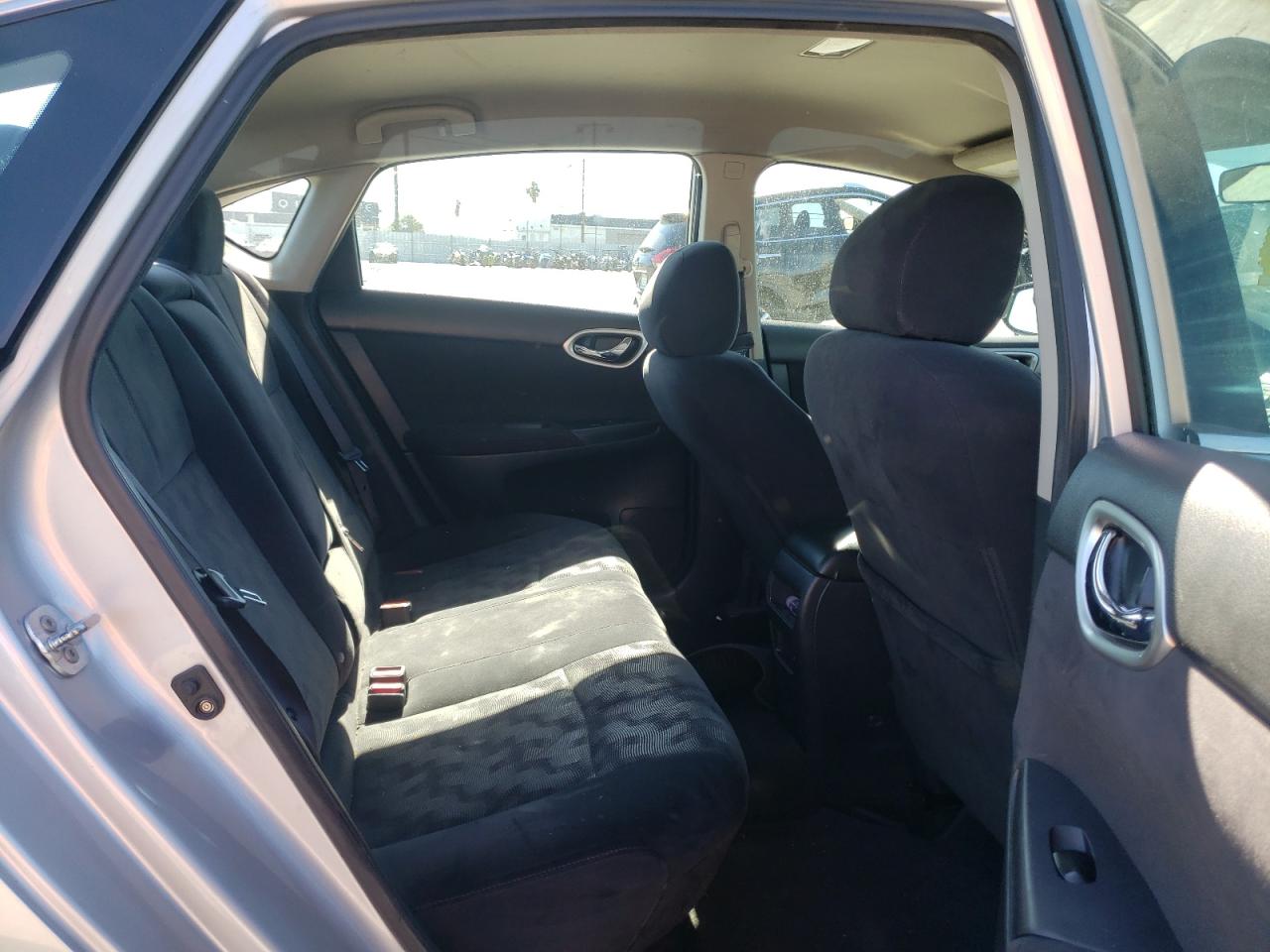 Photo 6 from auction – 2013 NISSAN SENTRA S with VIN 1N4AB7AP3DN905737