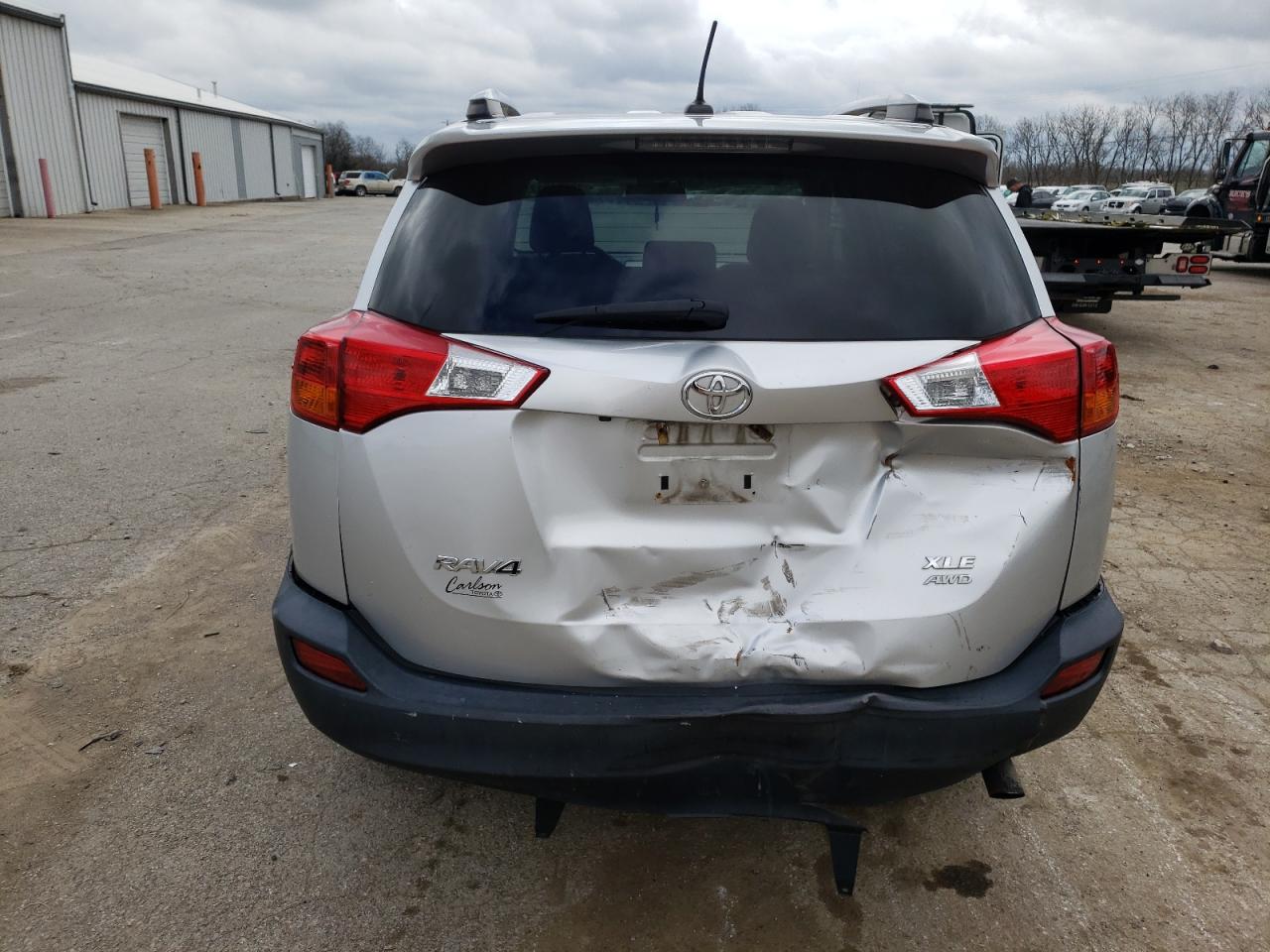 Photo 9 from auction – 2014 TOYOTA RAV4 XLE with VIN 2T3RFREV7EW226179
