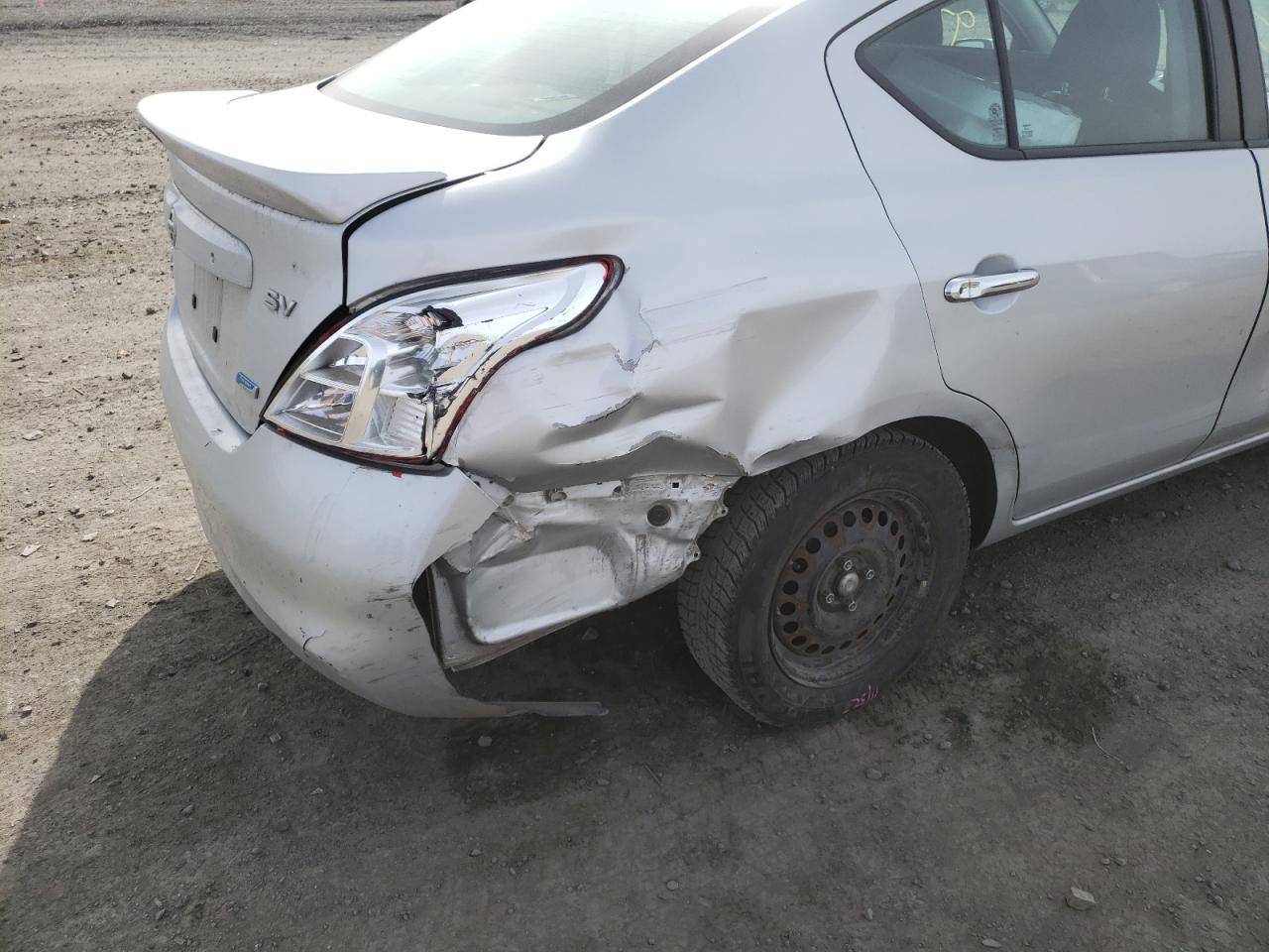 Photo 9 from auction – 2013 NISSAN VERSA S with VIN 3N1CN7AP4DL842726