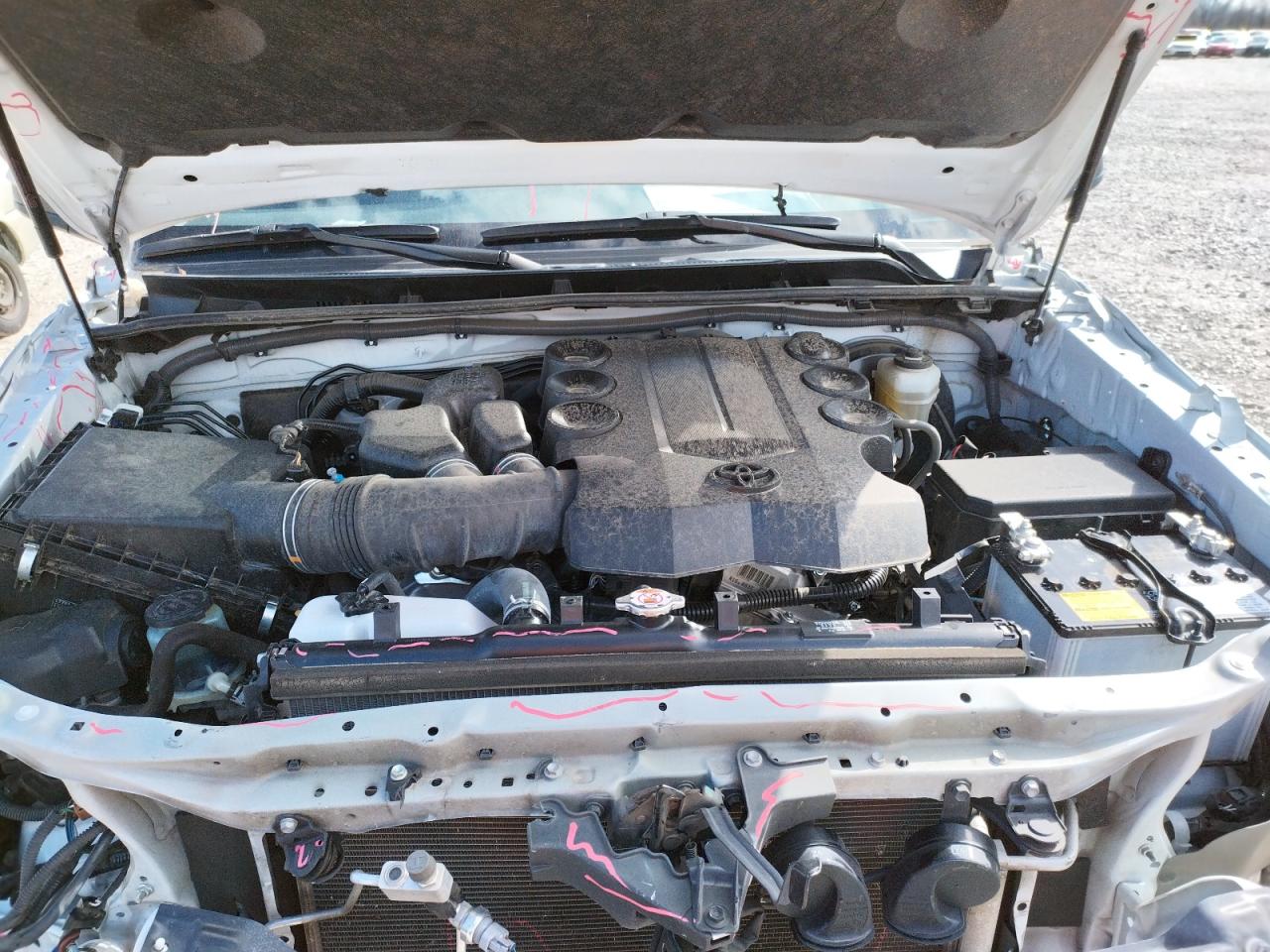 Photo 7 from auction – 2019 TOYOTA 4RUNNER SR with VIN JTEZU5JR6K5194637