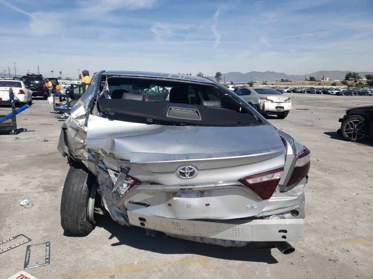 Photo 9 from auction – 2015 TOYOTA CAMRY LE with VIN 4T1BF1FK9FU873751