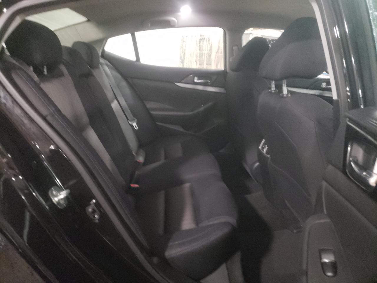 Photo 6 from auction – 2018 NISSAN MAXIMA 3.5 with VIN 1N4AA6AP3JC404674