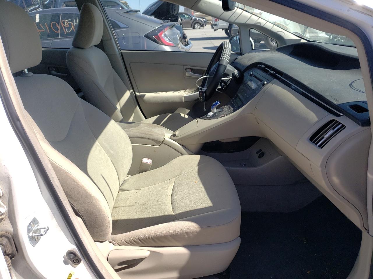 Photo 5 from auction – 2010 TOYOTA PRIUS with VIN JTDKN3DU7A0236901