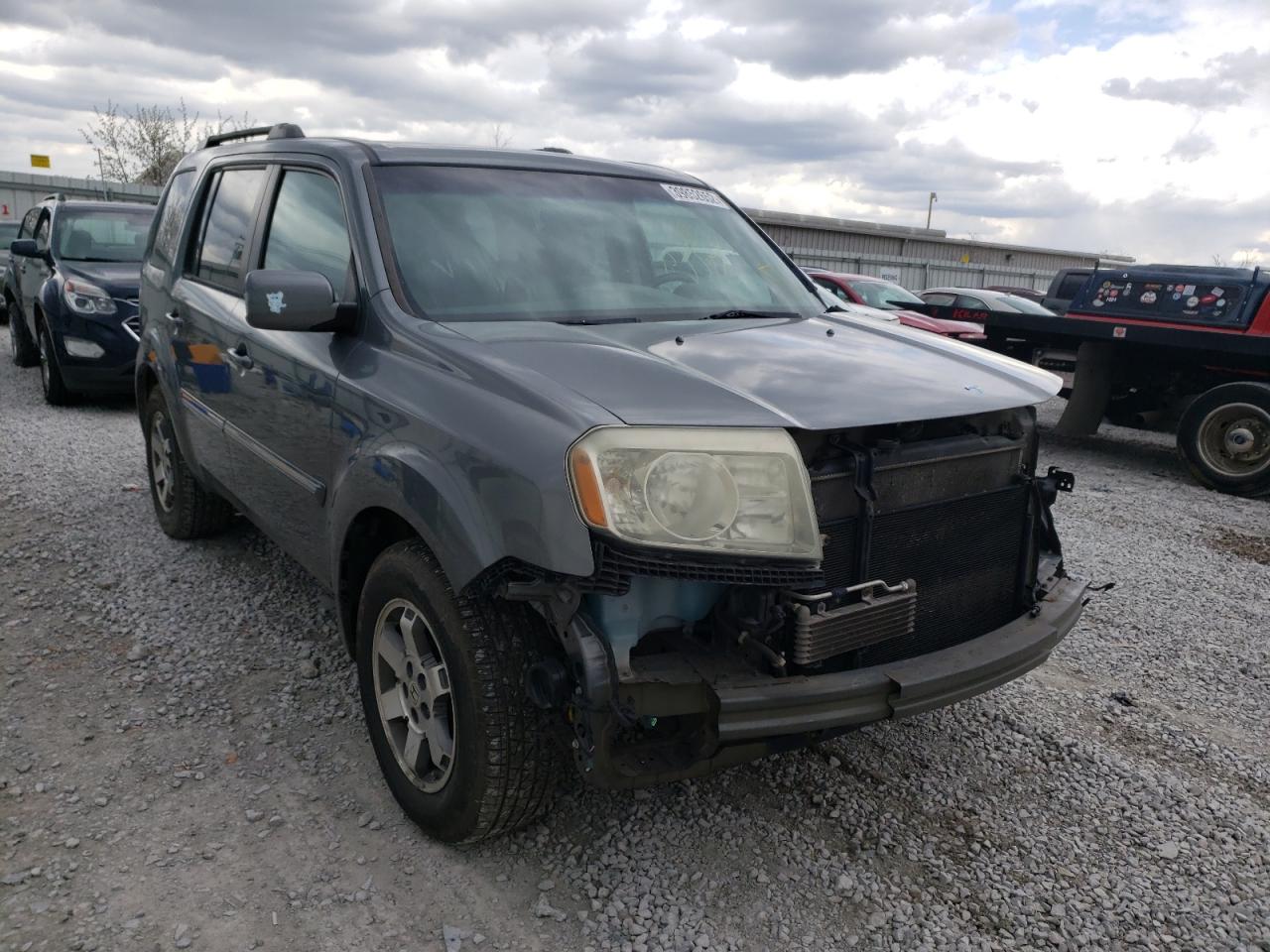 HONDA PILOT TOUR 2009 with VIN 5FNYF48879B044725 - Photo from auction