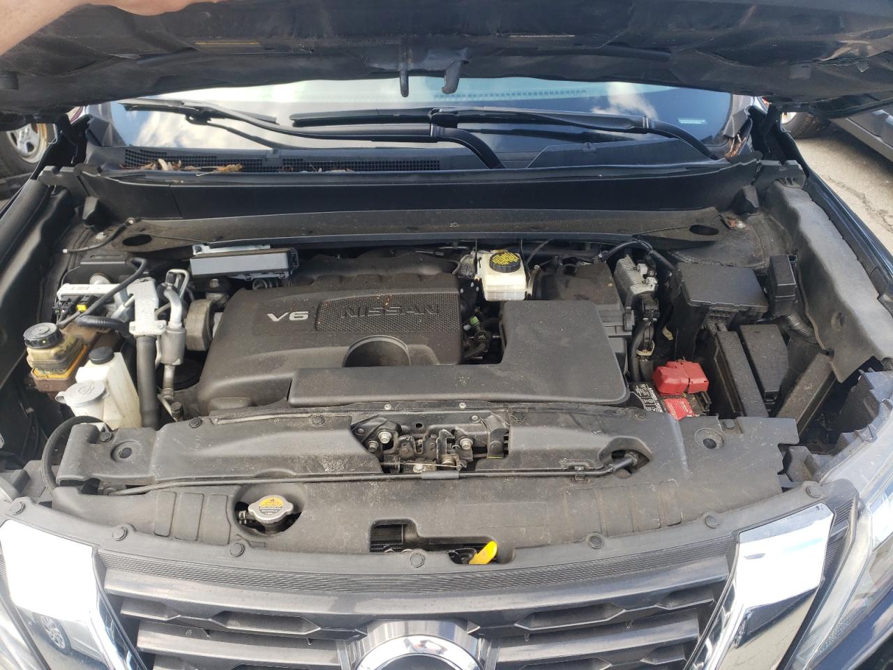 Photo 7 from auction – 2017 NISSAN PATHFINDER with VIN 5N1DR2MM7HC680467