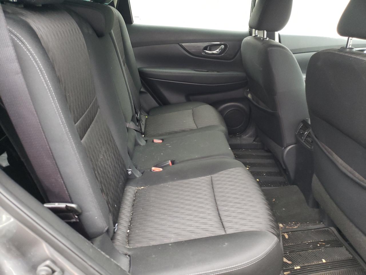 Photo 6 from auction – 2018 NISSAN ROGUE S with VIN KNMAT2MV1JP615131