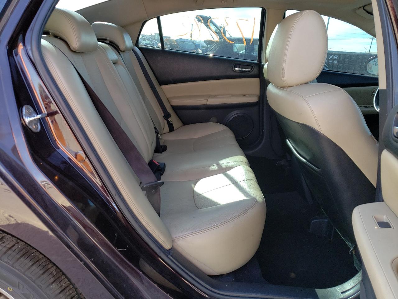 Photo 6 from auction – 2011 MAZDA 6 I with VIN 1YVHZ8CH1B5M06295