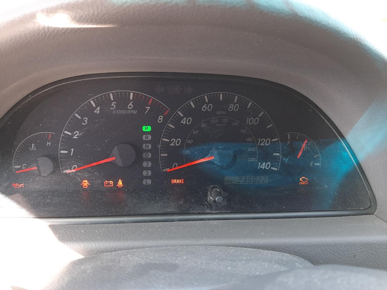Photo 8 from auction – 2006 TOYOTA CAMRY LE with VIN 4T1BE32K26U715708