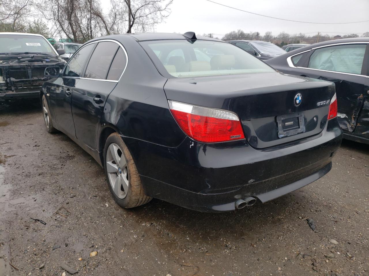 Photo 3 from auction – 2007 BMW 530 XI with VIN WBANF73547CU22511