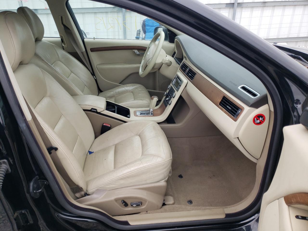 Photo 5 from auction – 2008 VOLVO S80 T6 TUR with VIN YV1AH992681069698
