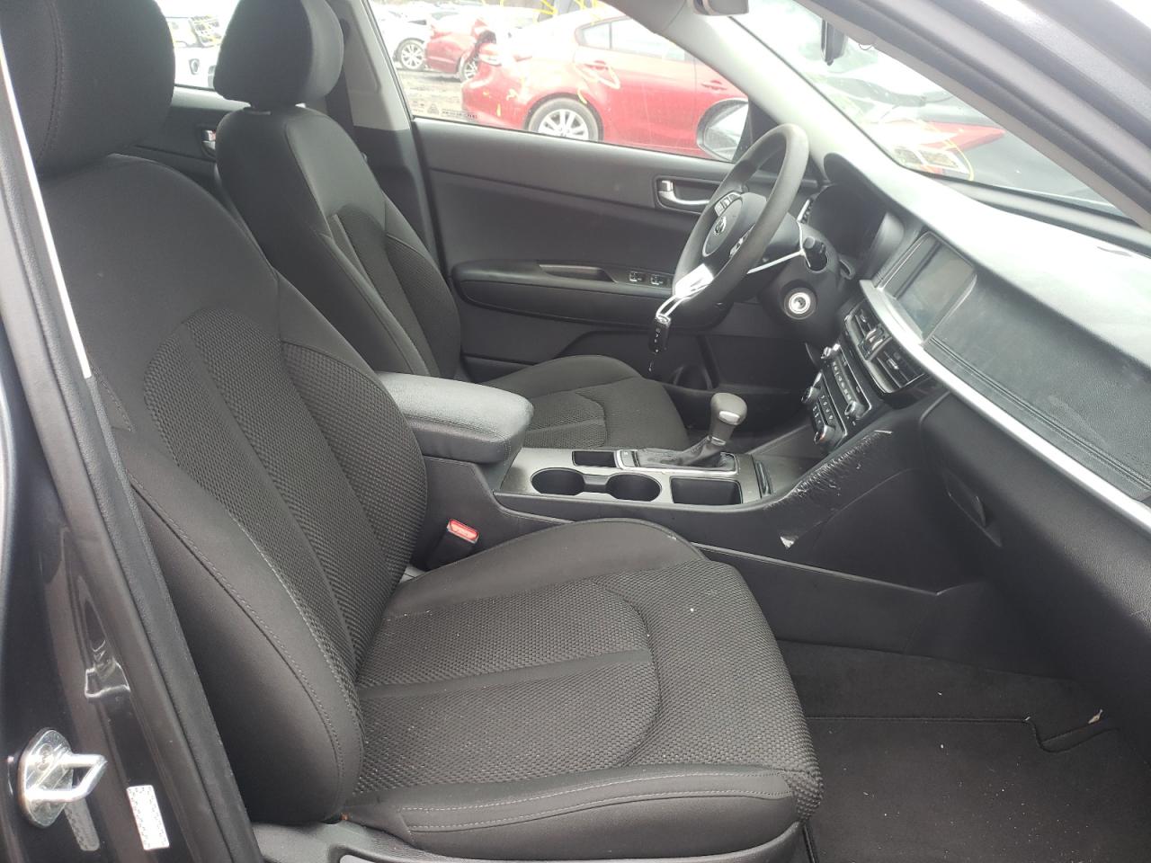 Photo 5 from auction – 2020 KIA OPTIMA with VIN 5XXGT4L35LG418396