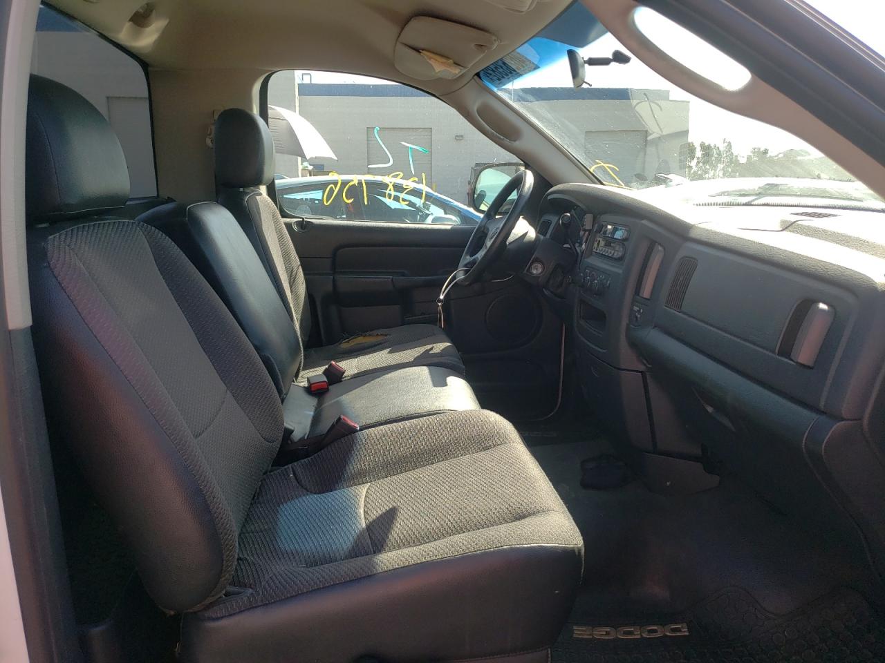 Photo 5 from auction – 2003 DODGE RAM 1500 S with VIN 1D7HA16N23J526868