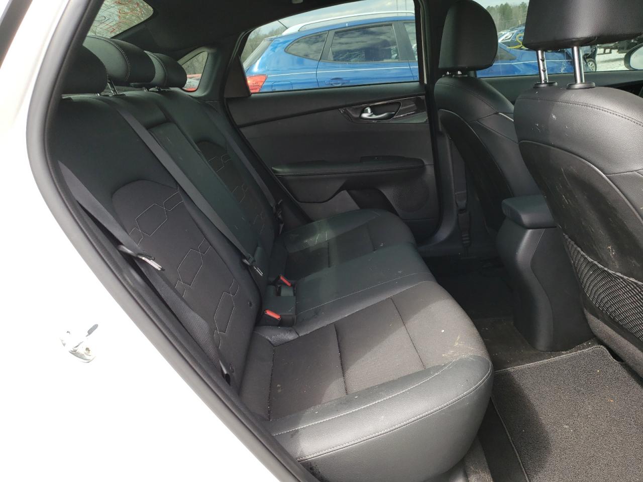 Photo 6 from auction – 2021 KIA FORTE GT L with VIN 3KPF34AD8ME326331