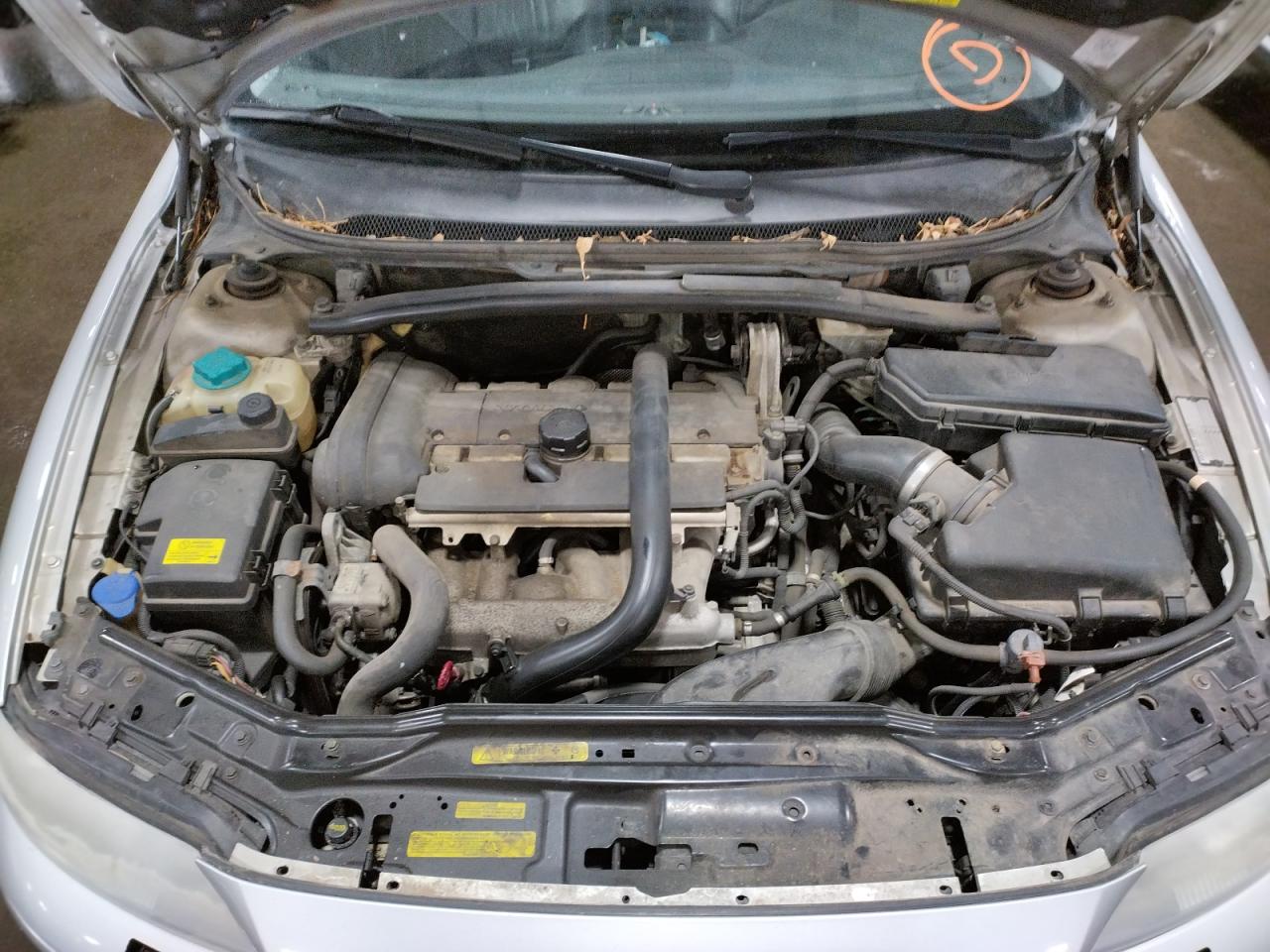 Photo 7 from auction – 2005 VOLVO S60 2.5T with VIN YV1RH592352462155