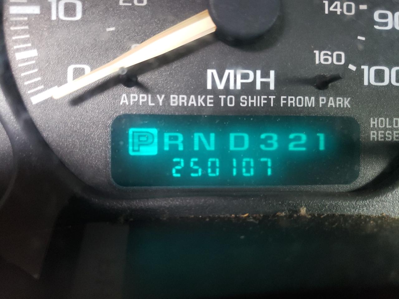 Photo 8 from auction – 2002 CHEVROLET SILVERADO with VIN 2GCEC19T821294626
